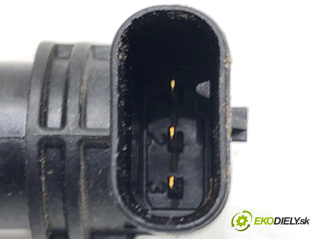 VW T-CROSS (C11) 2018 - 2022    1.0 TSi 85 kW [116 KM] benzyna 2018 - 2022  snímač pozice vačkového hřídele 04C907601K (Snímače polohy kliky, vačky)