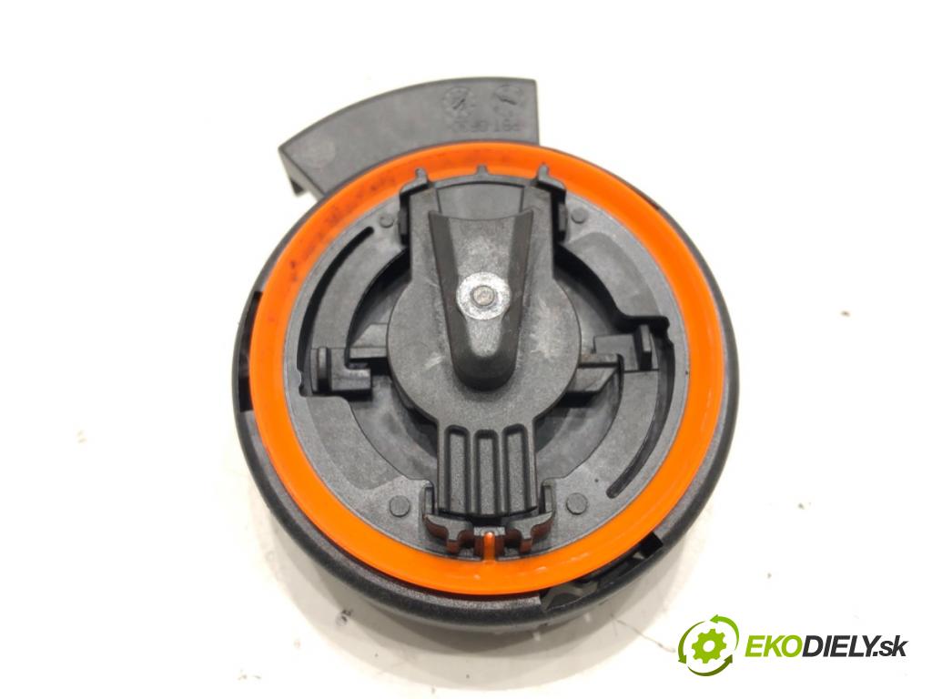 VW T-CROSS (C11) 2018 - 2022    1.0 TSi 85 kW [116 KM] benzyna 2018 - 2022  Snímač nárazu 4M0955557A (Snímače nárazu)