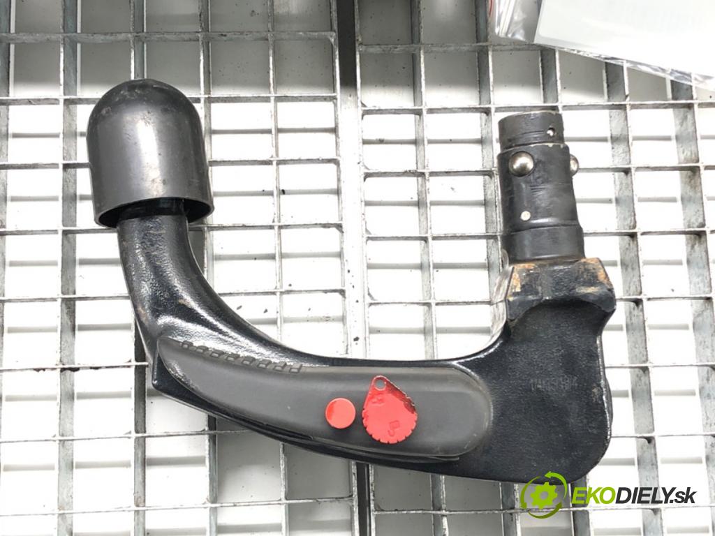 VW T-CROSS (C11) 2018 - 2022    1.0 TSi 85 kW [116 KM] benzyna 2018 - 2022  Hák tažné zařízení 2GM803880A (Tažná zařízení)