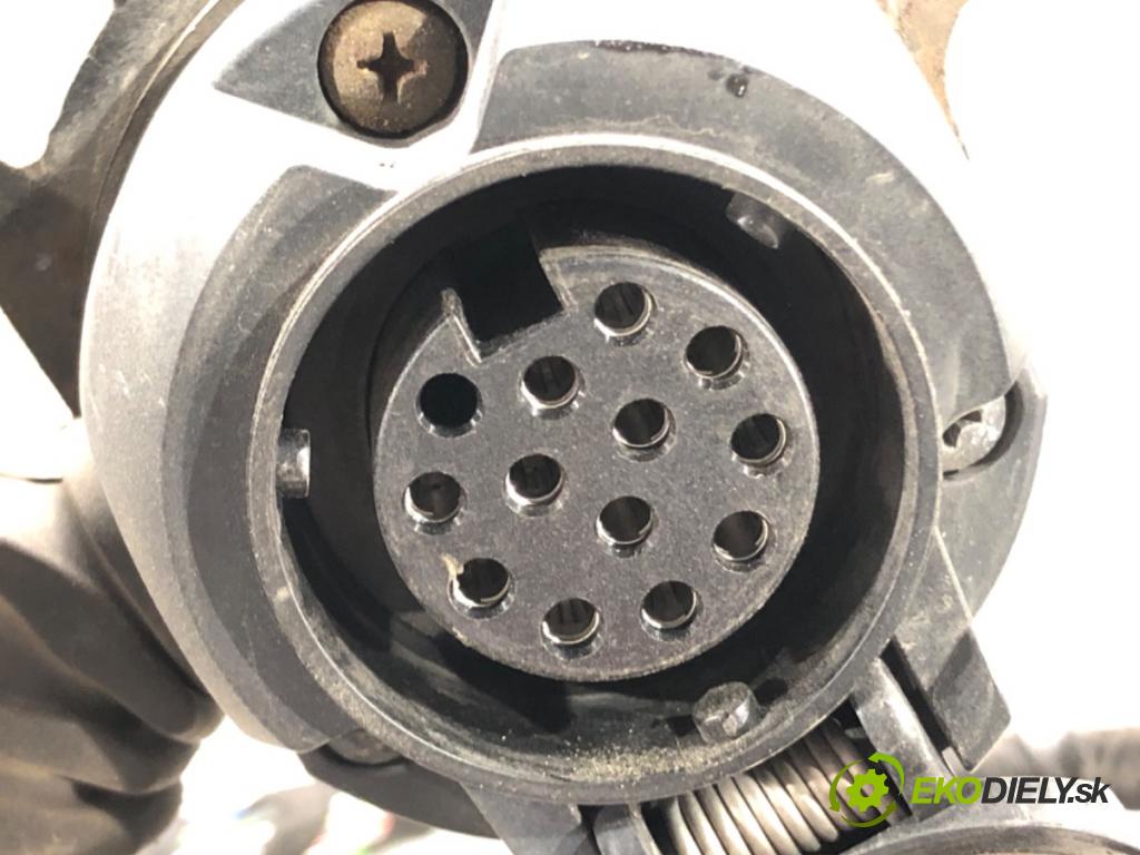 VW T-CROSS (C11) 2018 - 2022    1.0 TSi 85 kW [116 KM] benzyna 2018 - 2022  Hák tažné zařízení 2GM803880A (Tažná zařízení)