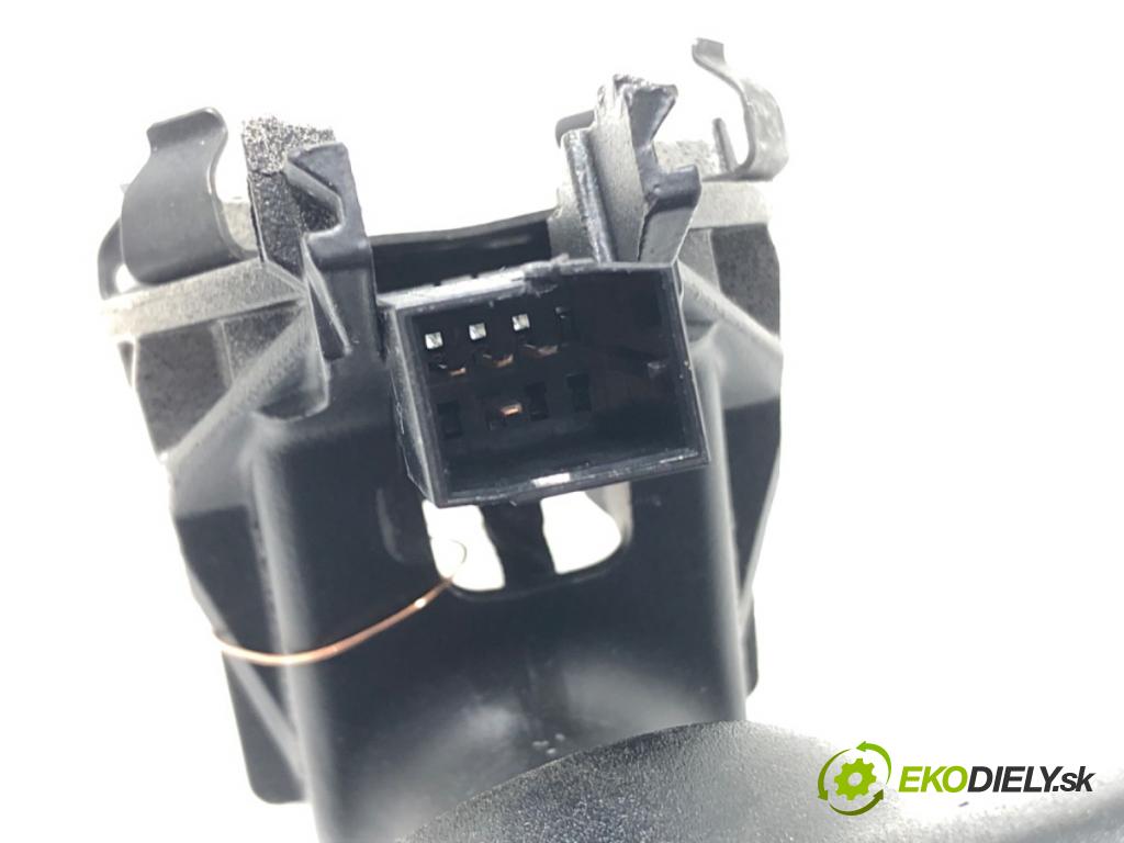 VW T-CROSS (C11) 2018 - 2022    1.0 TSi 85 kW [116 KM] benzyna 2018 - 2022  zpětné zrcátko vnitřní 3G0857511E (Světla vnitřní)