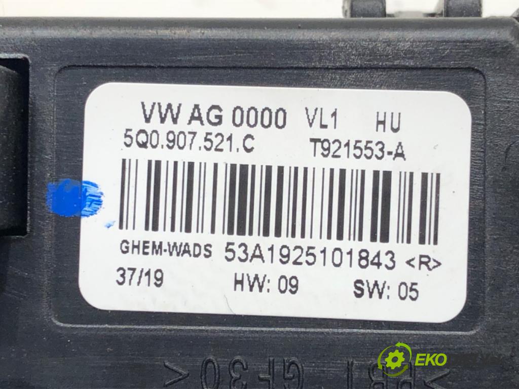 VW T-CROSS (C11) 2018 - 2022    1.0 TSi 85 kW [116 KM] benzyna 2018 - 2022  odpor rezistor topení vzduchu 5Q0907521C (Odpory topení)