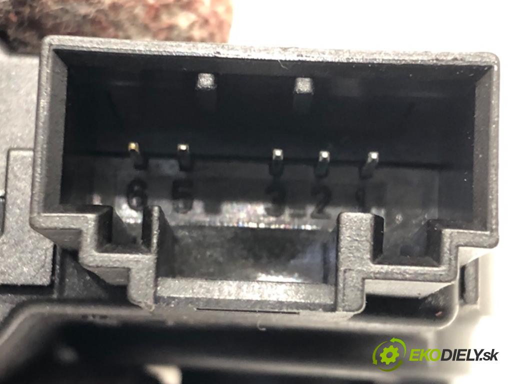 VW T-CROSS (C11) 2018 - 2022    1.0 TSi 85 kW [116 KM] benzyna 2018 - 2022  Motorček kúrenia 2Q0907511F (Motorčeky kúrenia)