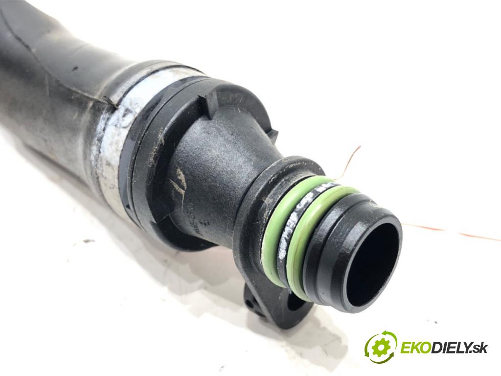 VW T-CROSS (C11) 2018 - 2022    1.0 TSi 85 kW [116 KM] benzyna 2018 - 2022  rúrka turba 04C103474E (Hadice intercoolera)