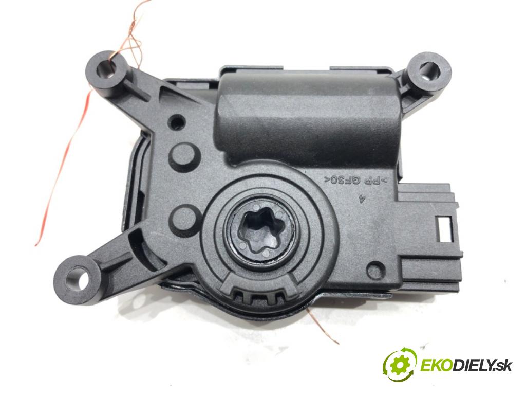 VW T-CROSS (C11) 2018 - 2022    1.0 TSi 85 kW [116 KM] benzyna 2018 - 2022  Motorček kúrenia 2Q0907511E (Motorčeky kúrenia)