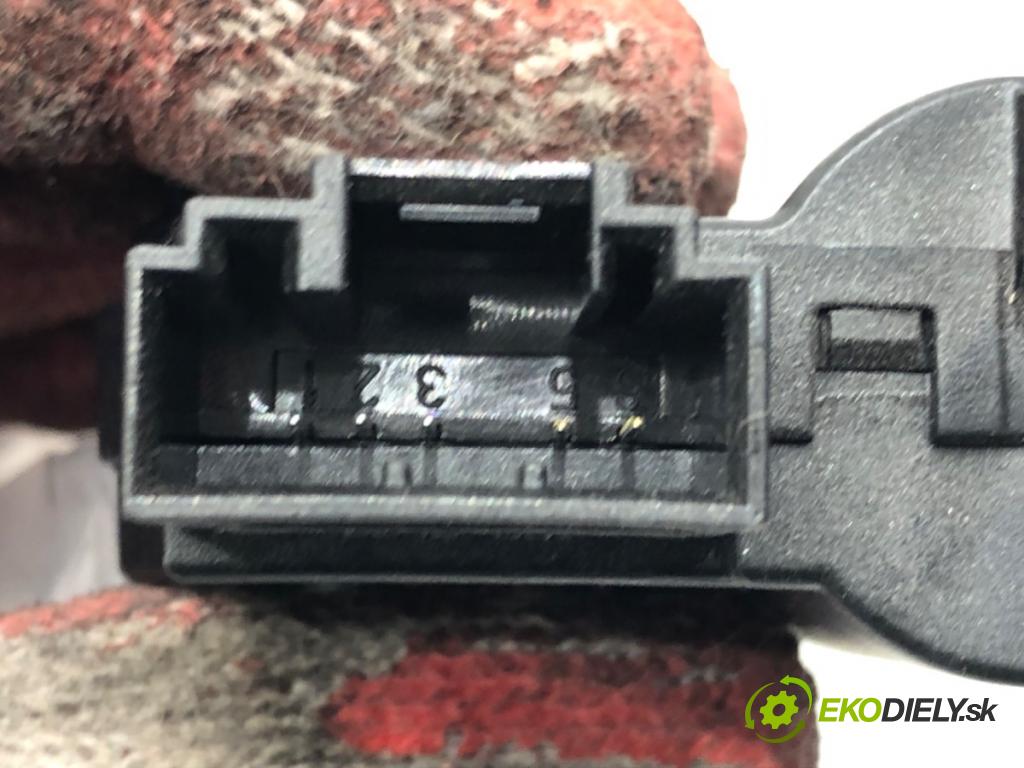 VW T-CROSS (C11) 2018 - 2022    1.0 TSi 85 kW [116 KM] benzyna 2018 - 2022  Motorček kúrenia 2Q0907511E (Motorčeky kúrenia)