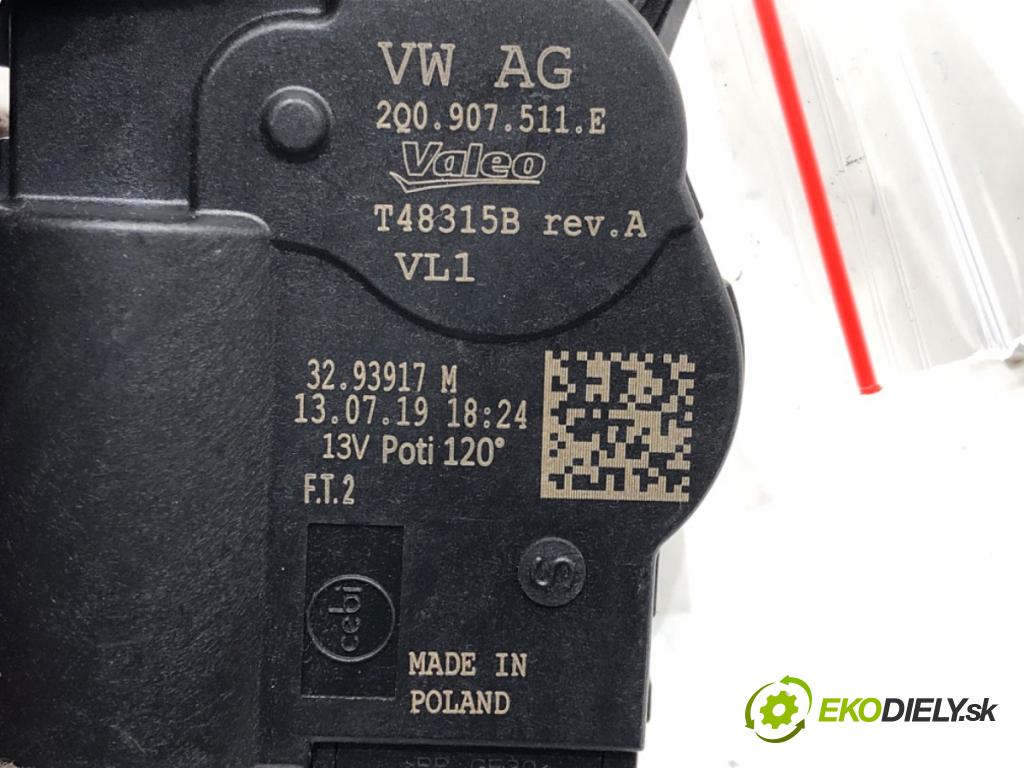 VW T-CROSS (C11) 2018 - 2022    1.0 TSi 85 kW [116 KM] benzyna 2018 - 2022  Motorček kúrenia 2Q0907511E (Motorčeky kúrenia)