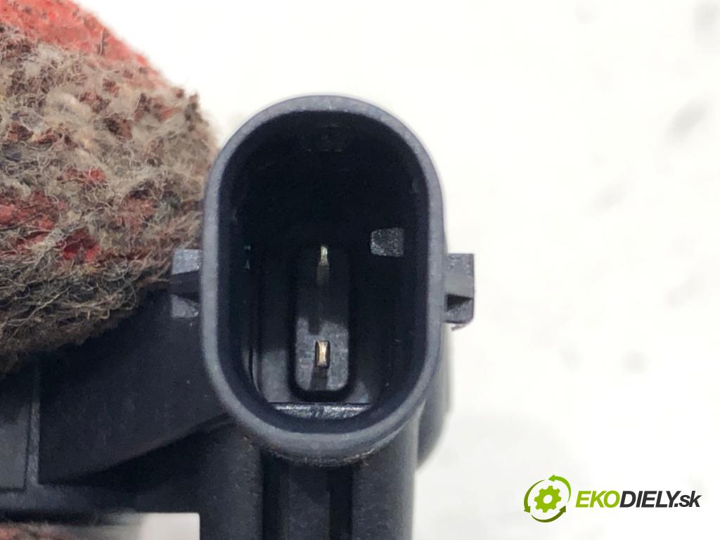 VW T-CROSS (C11) 2018 - 2022    1.0 TSi 85 kW [116 KM] benzyna 2018 - 2022  Snímač nárazu 4M0959643 (Snímače nárazu)