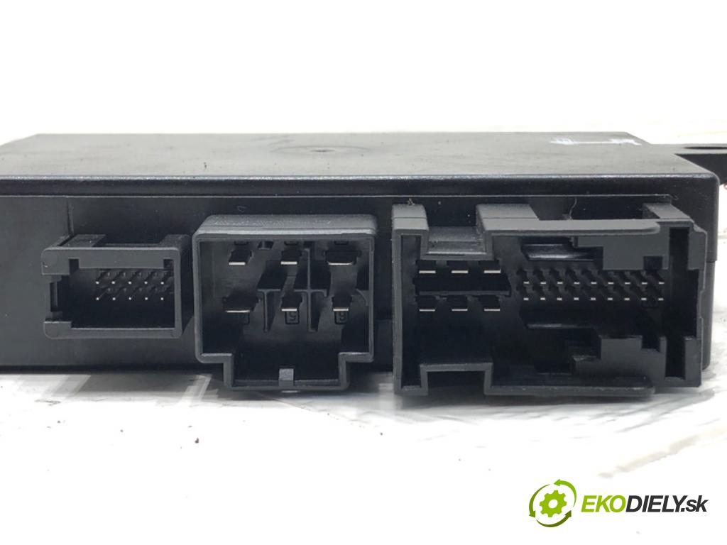 VW T-CROSS (C11) 2018 - 2022    1.0 TSi 85 kW [116 KM] benzyna 2018 - 2022  Modul ťažného oka 5Q0907383L (Ostatné)