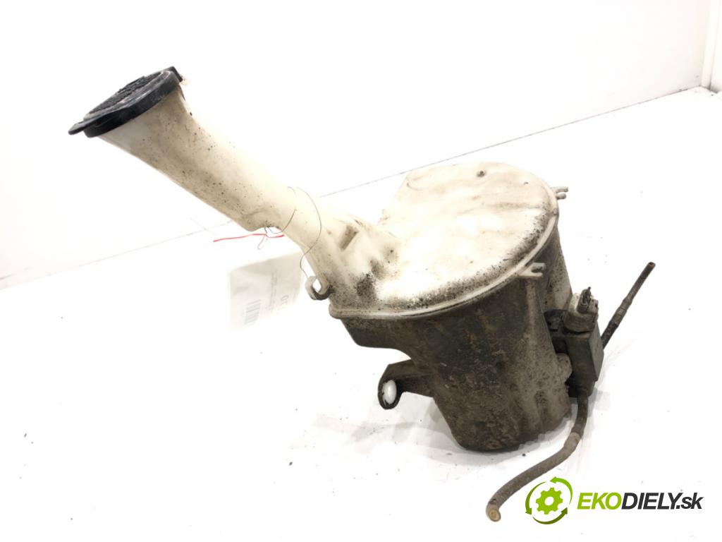 TOYOTA YARIS VERSO nadwozie wielkoprzestrzenne (MPV) 2004 62 kW 1.3 (NCP20_, NCP22_) 1299 Nádržka ostrekovačov 060851-017