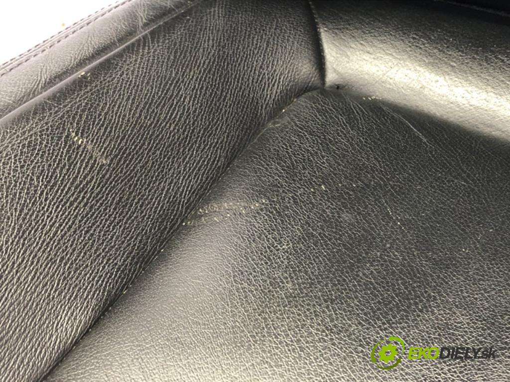 PEUGEOT 5008 (0U_, 0E_) 2009 - 2017    1.6 16V 115 kW [156 KM] benzyna 2009 - 2017  Sedadlo pravy predný