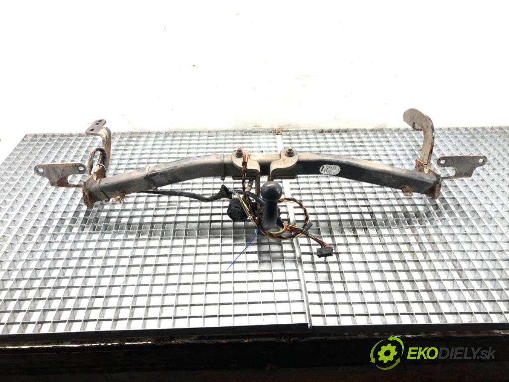 PEUGEOT 5008 (0U_, 0E_) 2009 - 2017    1.6 16V 115 kW [156 KM] benzyna 2009 - 2017  Hák tažné zařízení  (Tažná zařízení)