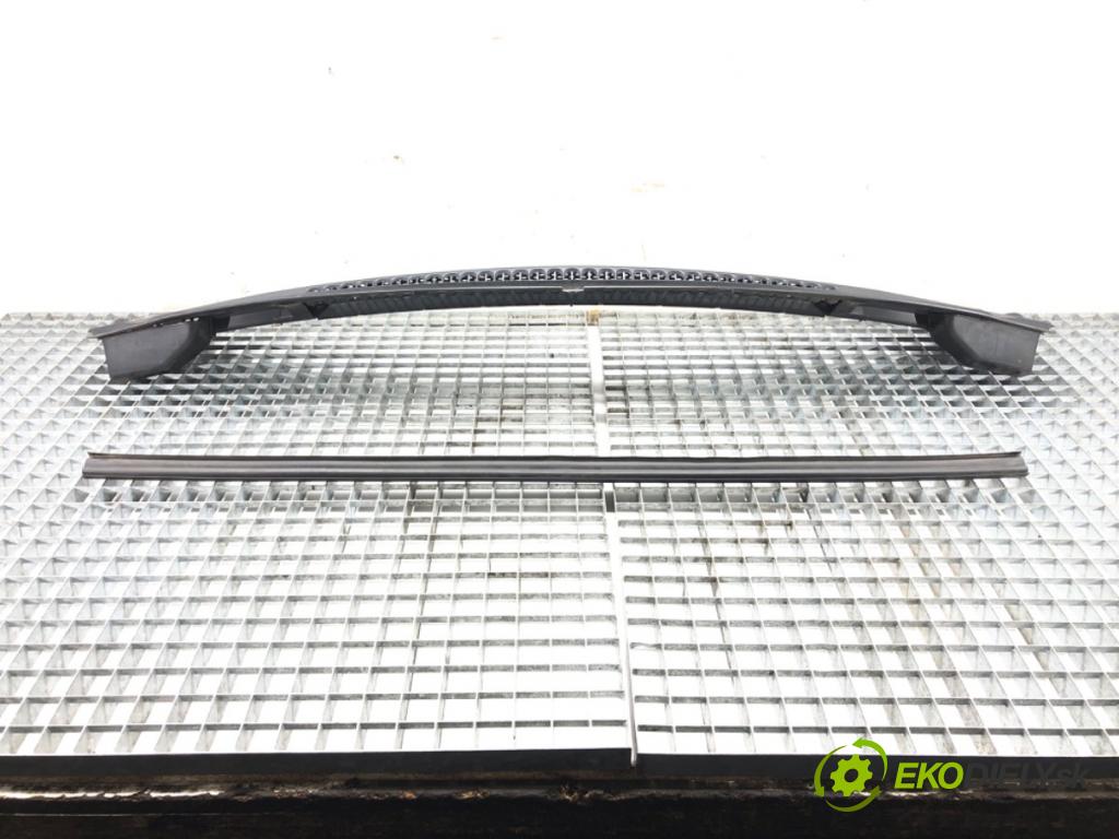 PEUGEOT 5008 (0U_, 0E_) 2009 - 2017    1.6 16V 115 kW [156 KM] benzyna 2009 - 2017  Torpédo, plast pod čelné okno  (Torpéda)