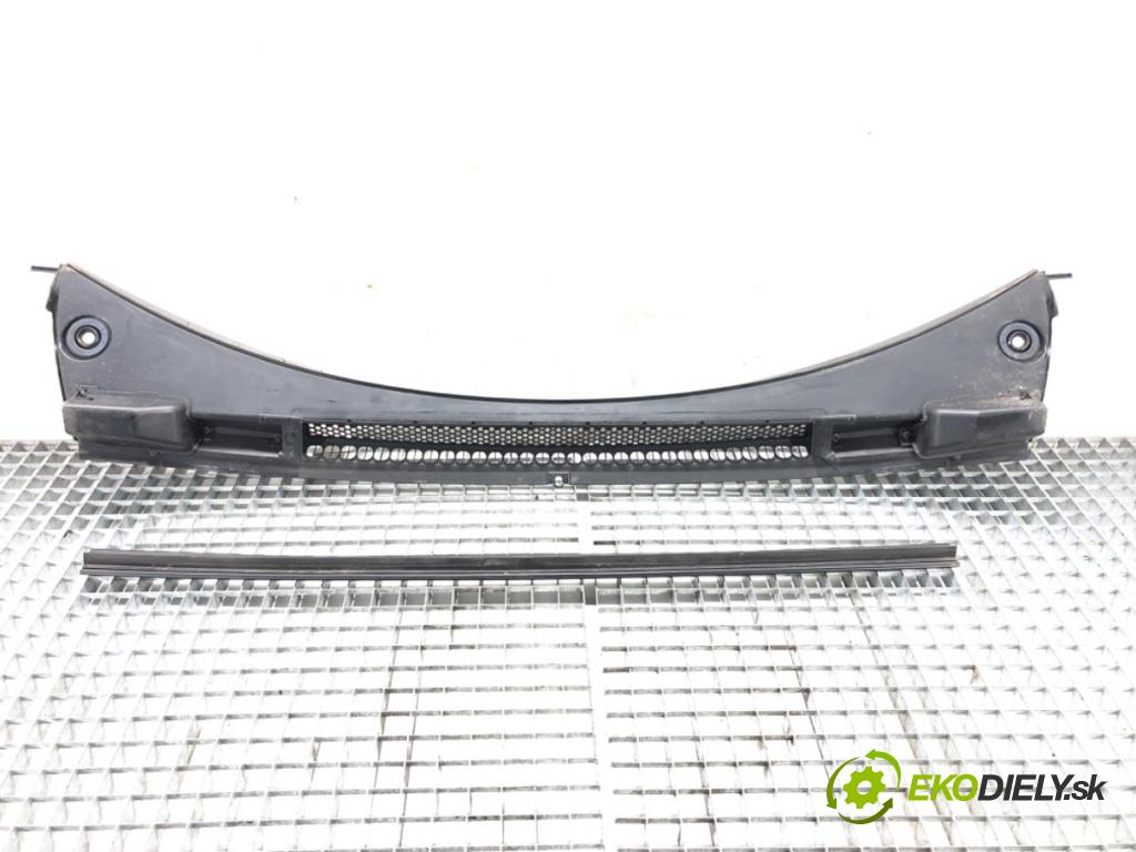 PEUGEOT 5008 (0U_, 0E_) 2009 - 2017    1.6 16V 115 kW [156 KM] benzyna 2009 - 2017  Torpédo, plast pod čelné okno  (Torpéda)