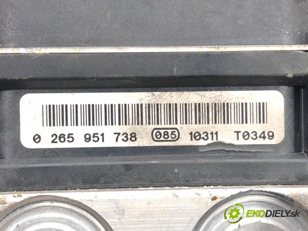 PEUGEOT 5008 (0U_, 0E_) 2009 - 2017    1.6 16V 115 kW [156 KM] benzyna 2009 - 2017  Pumpa ABS 0265951738 (Pumpy ABS)