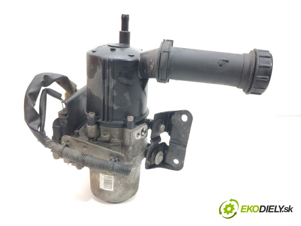 PEUGEOT 5008 (0U_, 0E_) 2009 - 2017    1.6 16V 115 kW [156 KM] benzyna 2009 - 2017  Pumpa servočerpadlo 9675811080 (Servočerpadlá, pumpy riadenia)