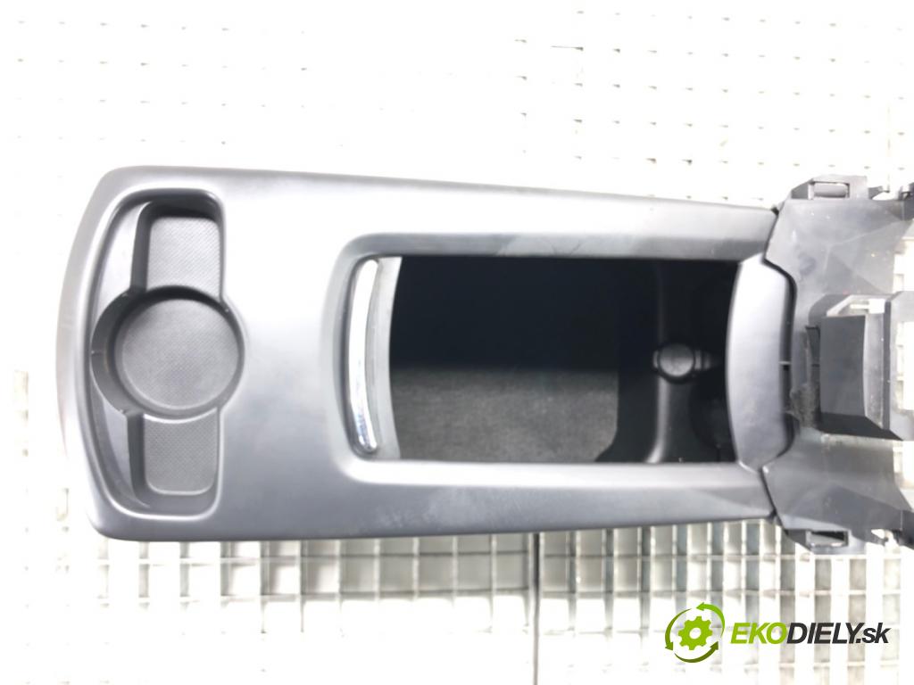 PEUGEOT 5008 (0U_, 0E_) 2009 - 2017    1.6 16V 115 kW [156 KM] benzyna 2009 - 2017  Tunel stredový  (Stredový tunel / panel)