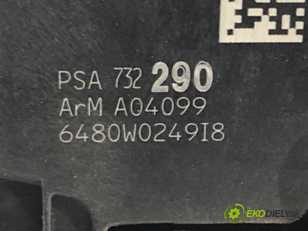 PEUGEOT 5008 (0U_, 0E_) 2009 - 2017    1.6 16V 115 kW [156 KM] benzyna 2009 - 2017  zámok dveře pravý přední část 732290