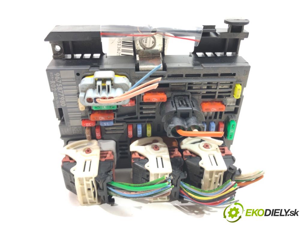 PEUGEOT 5008 (0U_, 0E_) 2009 - 2017    1.6 16V 115 kW [156 KM] benzyna 2009 - 2017  Modul BSM 9675877980 (Ostatné)