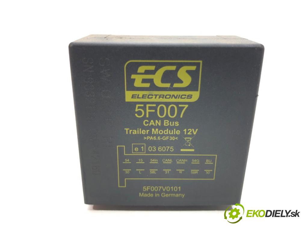 PEUGEOT 5008 (0U_, 0E_) 2009 - 2017    1.6 16V 115 kW [156 KM] benzyna 2009 - 2017  Modul ťažného oka 5F007 (Ostatné)