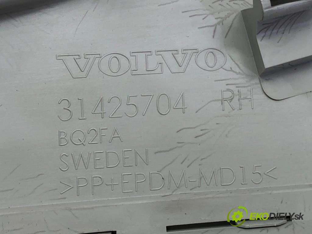 VOLVO XC60 II (246) 2017 - 2022    D4 AWD 140 kW [190 KM] olej napędowy 2017 - 2022  Clona stĺpika pravá zad 31425704