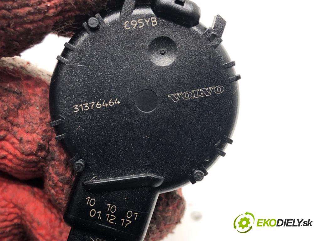 VOLVO XC60 II (246) 2017 - 2022    D4 AWD 140 kW [190 KM] olej napędowy 2017 - 2022  Snímač dažďa 31376464 (Snímače dažďa)