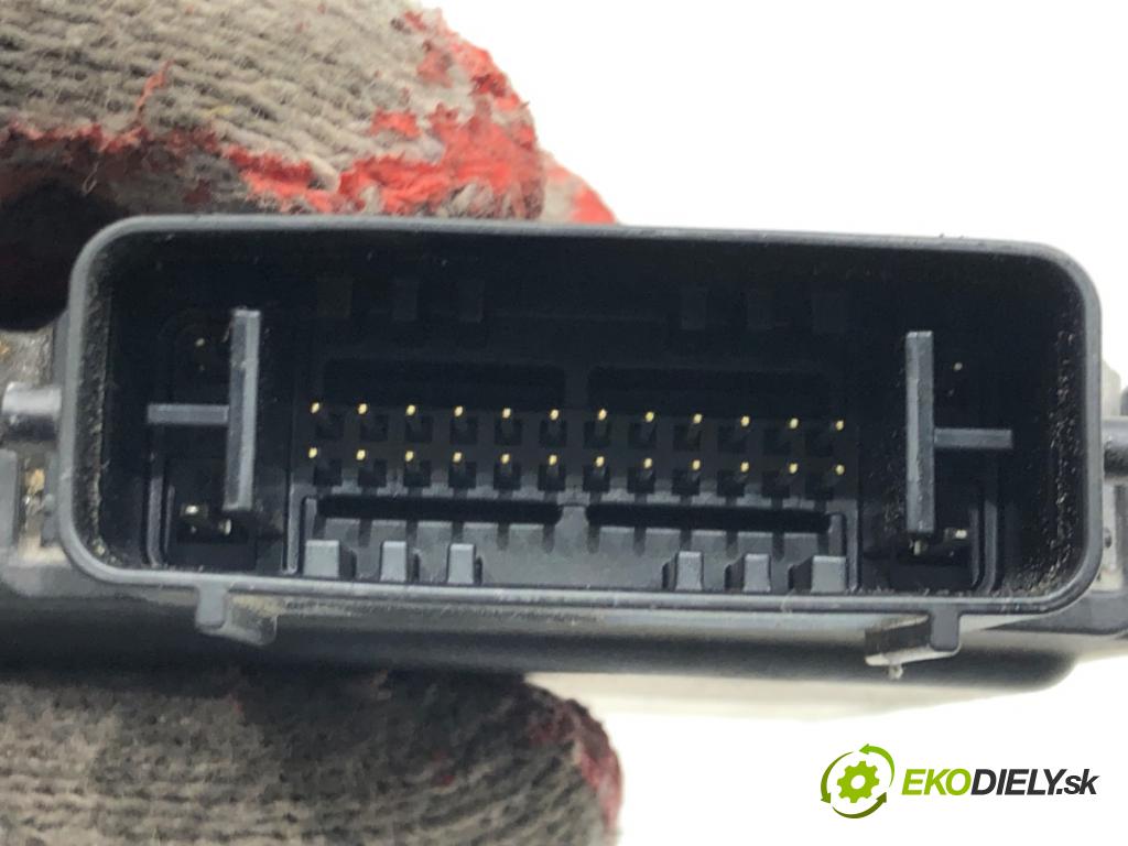 VOLVO XC60 II (246) 2017 - 2022    D4 AWD 140 kW [190 KM] olej napędowy 2017 - 2022  Riadiaca jednotka prevodovky 31380617 (Riadiace jednotky prevodovky)