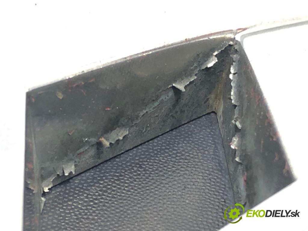 RENAULT MEGANE III Hatchback Van (BZ_) 2008 - 2015    1.5 dCi (BZ0D, BZ1G, BZ1F, BZ1M, BZ1W, BZ0R, BZ10) 81 kW [110 KM] olej napędowy 2009 - 2015  znak LOGO: značky přední část