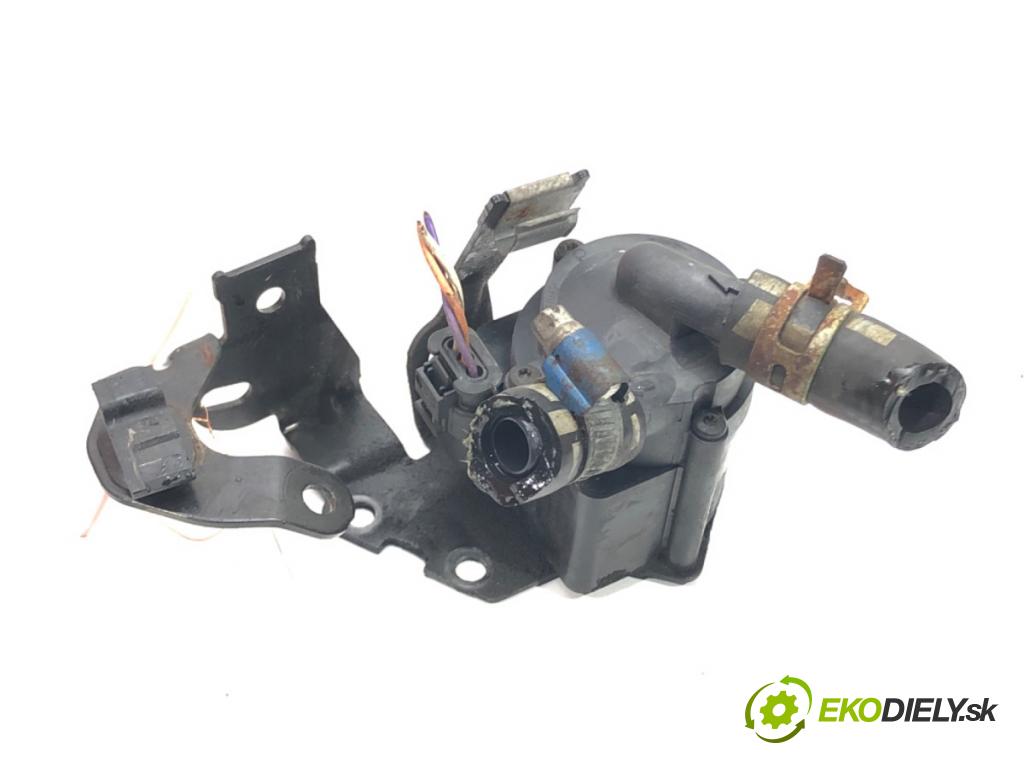 PEUGEOT 5008 (0U_, 0E_) 2009 - 2017    1.6 16V 115 kW [156 KM] benzyna 2009 - 2017  DALŠÍ: pumpa vody 704386030 (Vodní pumpy)