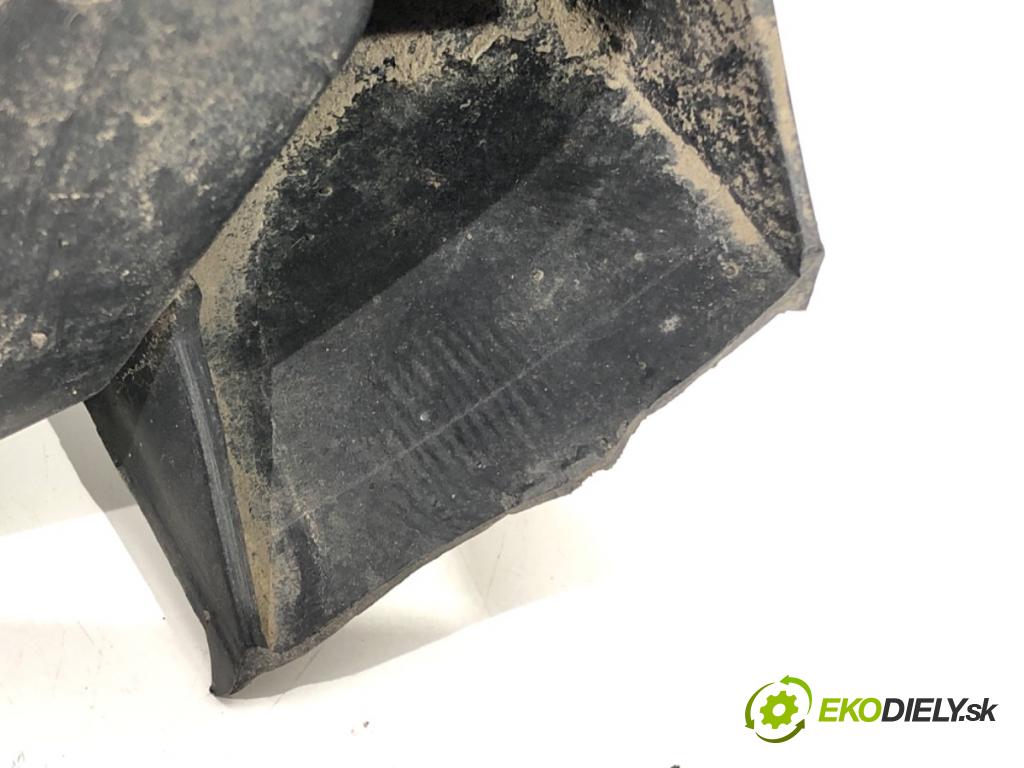 FIAT GRANDE PUNTO (199_) 2005 - 2022    1.3 D Multijet (199.AXD11, 199.AXD1A, 199.AXD1B,... 66 kW [90 KM] olej napędowy 2005 - 2010  Svetlomet pravy predný