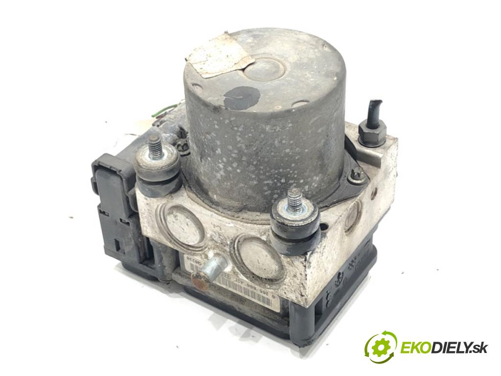 FIAT GRANDE PUNTO (199_) 2005 - 2022    1.3 D Multijet (199.AXD11, 199.AXD1A, 199.AXD1B,... 66 kW [90 KM] olej napędowy 2005 - 2010  Pumpa ABS 55700423 (Pumpy ABS)