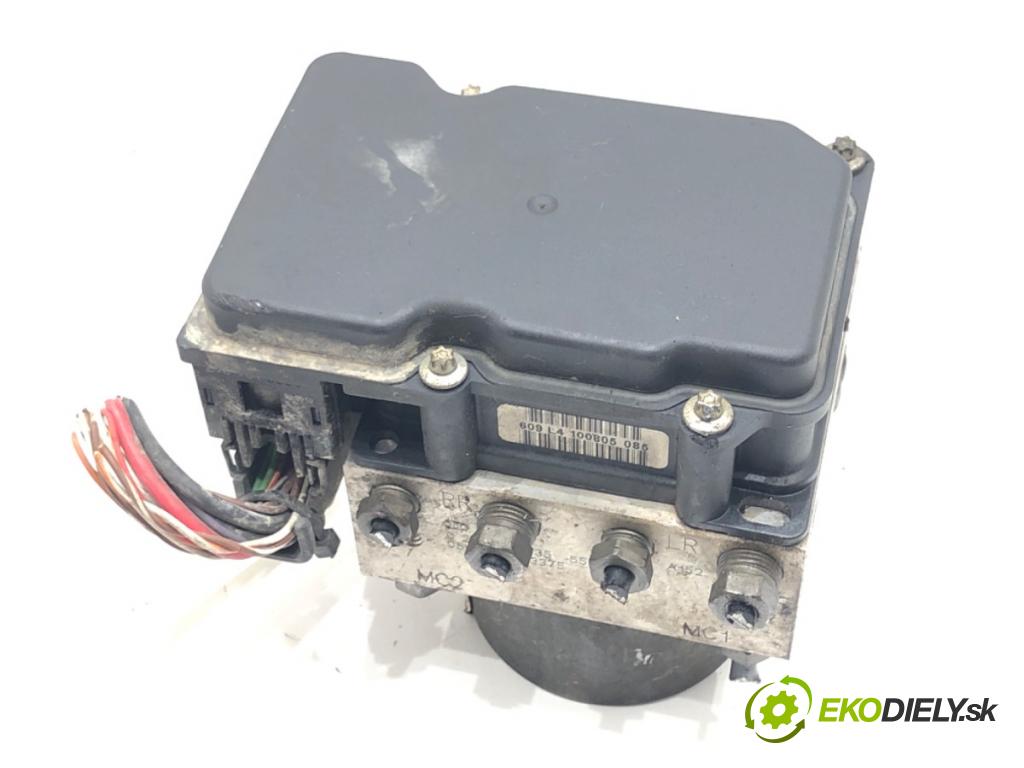 FIAT GRANDE PUNTO (199_) 2005 - 2022    1.3 D Multijet (199.AXD11, 199.AXD1A, 199.AXD1B,... 66 kW [90 KM] olej napędowy 2005 - 2010  Pumpa ABS 55700423 (Pumpy ABS)