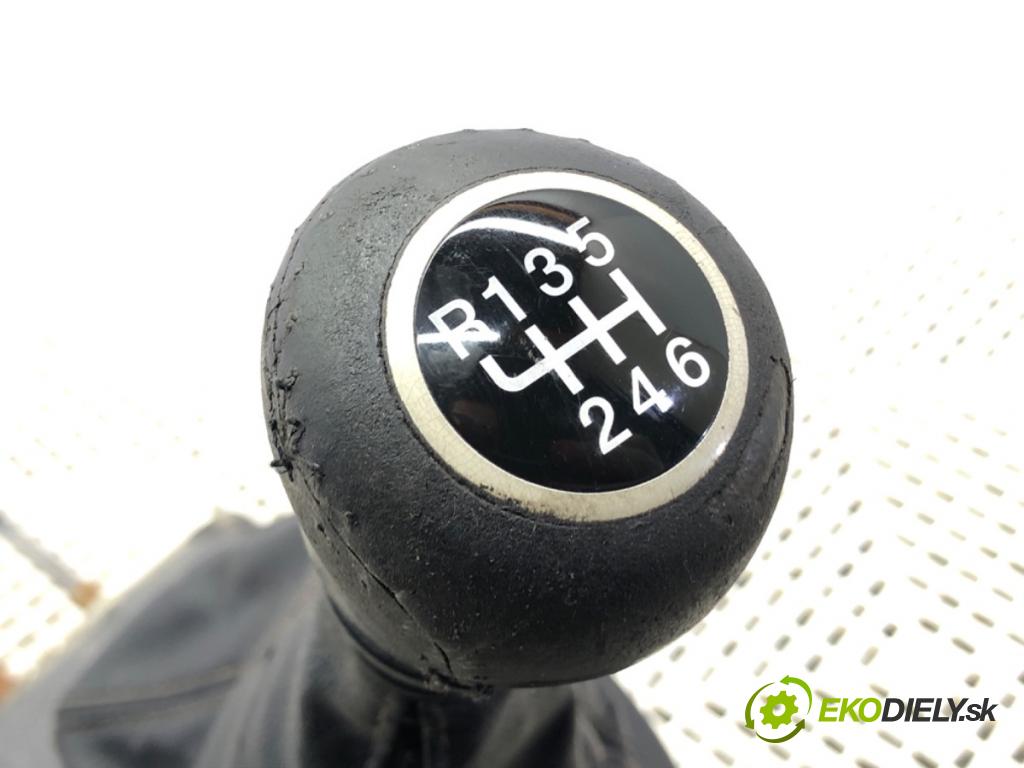 FIAT GRANDE PUNTO (199_) 2005 - 2022    1.3 D Multijet (199.AXD11, 199.AXD1A, 199.AXD1B,... 66 kW [90 KM] olej napędowy 2005 - 2010  Kulisa 553485030 (Rýchlostné páky / kulisy)