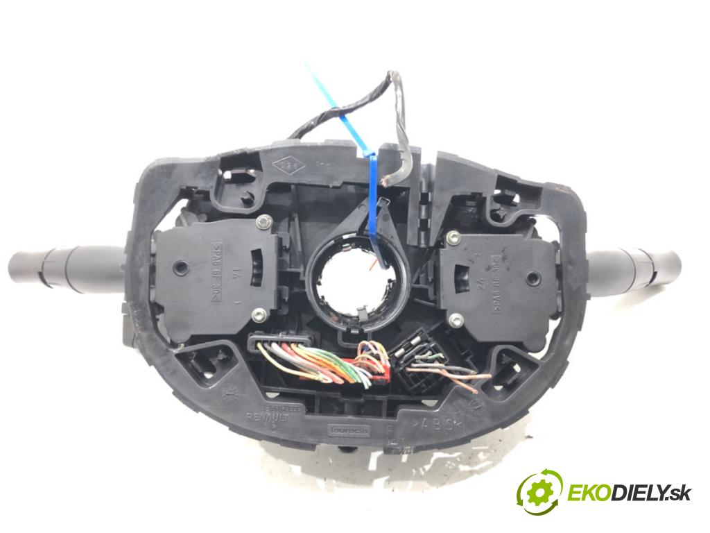RENAULT MEGANE II (BM0/1_, CM0/1_) 2001 - 2012    1.5 dCi (BM1F, CM1F) 63 kW [86 KM] olej napędowy 2005 - 2008  Prepínač kombinovaný 82002137600 (Prepínače, spínače, tlačidlá a ovládače kúrenia)