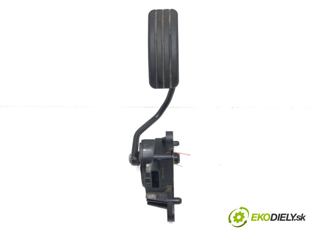 RENAULT MEGANE II (BM0/1_, CM0/1_) 2001 - 2012    1.5 dCi (BM1F, CM1F) 63 kW [86 KM] olej napędowy 2005 - 2008  Potenciometer plynu 8200153268 (Pedále)