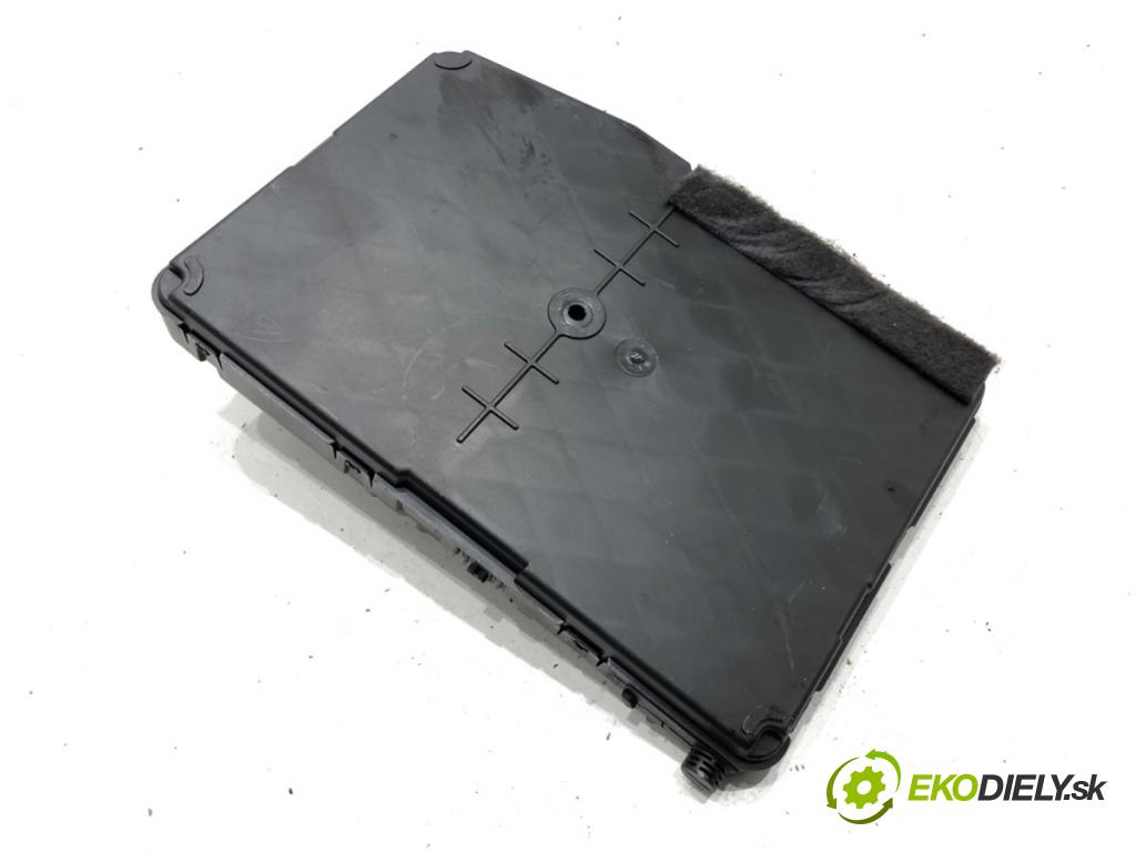 RENAULT MEGANE II (BM0/1_, CM0/1_) 2001 - 2012    1.5 dCi (BM1F, CM1F) 63 kW [86 KM] olej napędowy 2005 - 2008  Modul UCH 8200780018 (Ostatné)