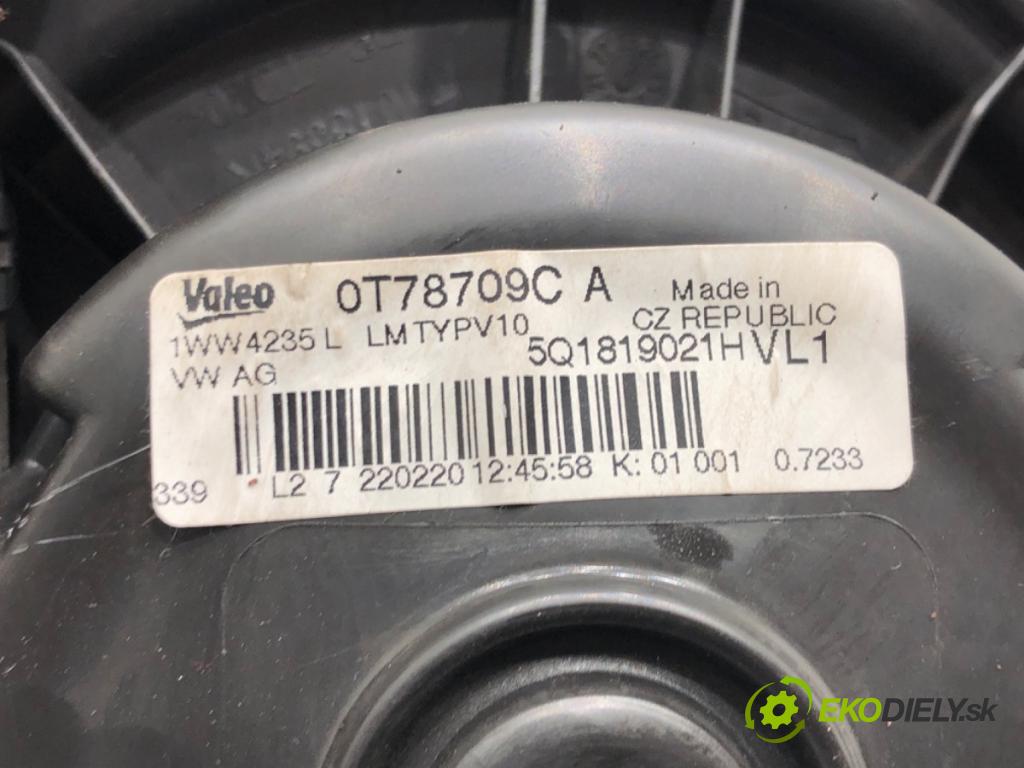 VW GOLF VII (5G1, BQ1, BE1, BE2) 2012 - 2022    1.6 TDI 85 kW [115 KM] olej napędowy 2016 - 2022  ventilátor kúrenia 5Q1819021H