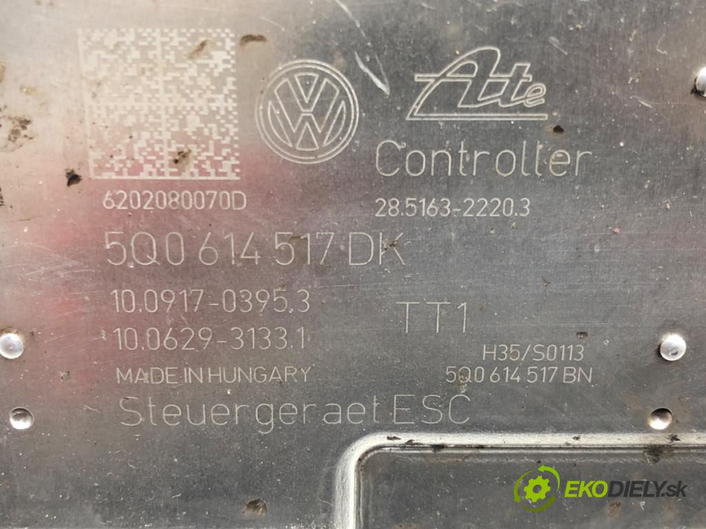 VW GOLF VII (5G1, BQ1, BE1, BE2) 2012 - 2022    1.6 TDI 85 kW [115 KM] olej napędowy 2016 - 2022  Pumpa ABS 5Q0614517DK (Pumpy ABS)