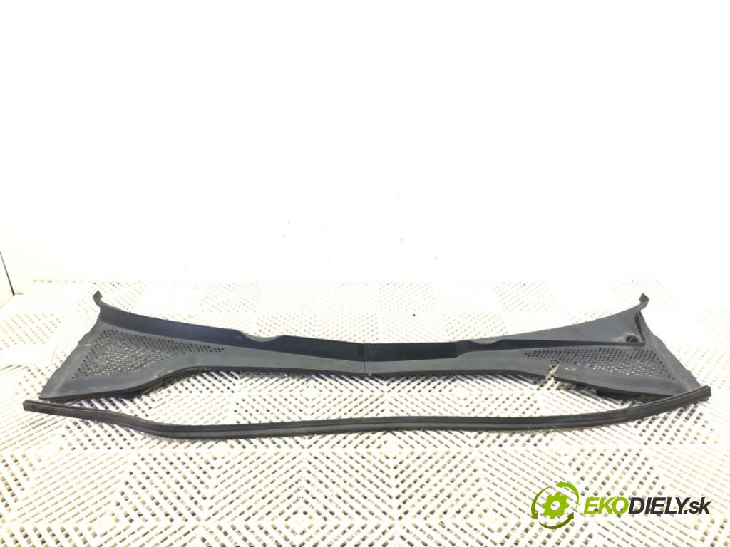 VW GOLF VII (5G1, BQ1, BE1, BE2) 2012 - 2022    1.6 TDI 85 kW [115 KM] olej napędowy 2016 - 2022  Torpédo, plast pod čelné okno 5G1819404B 5G1819403B (Torpéda)