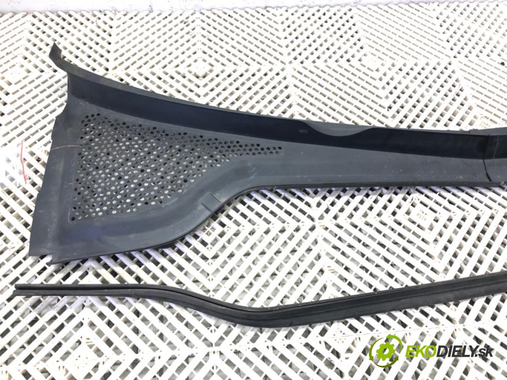 VW GOLF VII (5G1, BQ1, BE1, BE2) 2012 - 2022    1.6 TDI 85 kW [115 KM] olej napędowy 2016 - 2022  Torpédo, plast pod čelné okno 5G1819404B 5G1819403B (Torpéda)