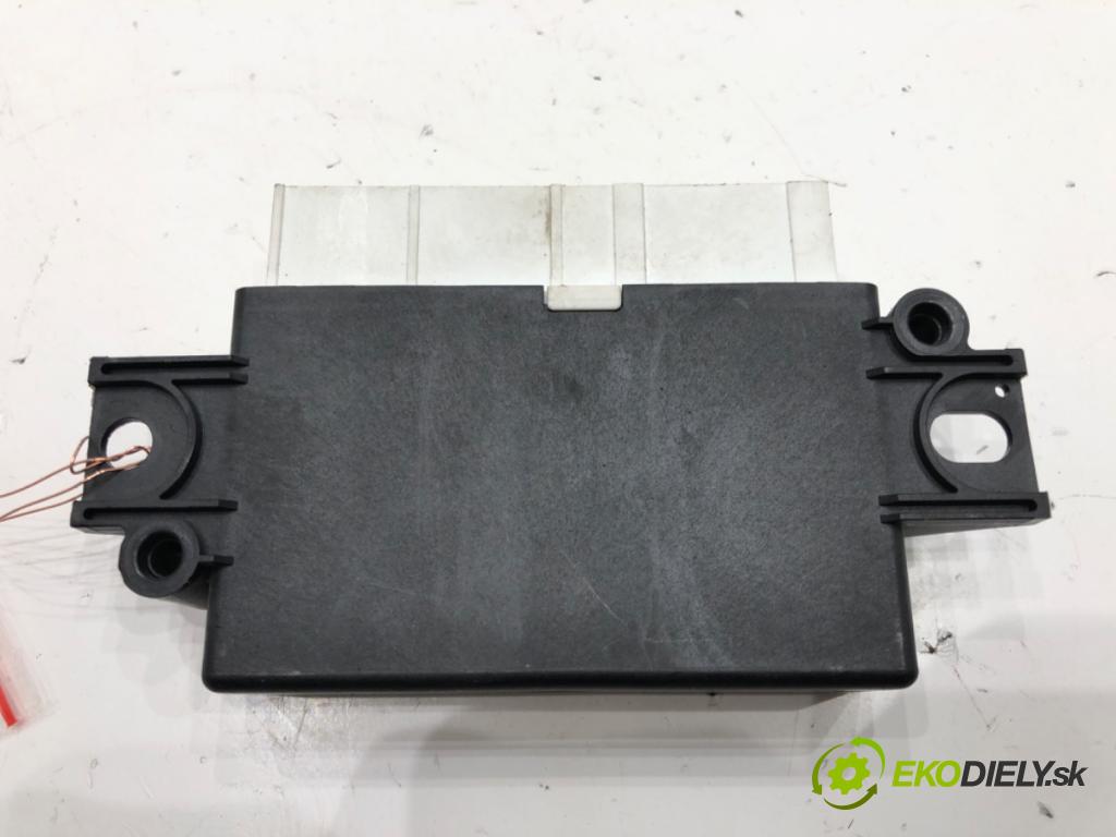 VW GOLF VII (5G1, BQ1, BE1, BE2) 2012 - 2022    1.6 TDI 85 kW [115 KM] olej napędowy 2016 - 2022  Modul PDC 5QA919294G (Ostatné)