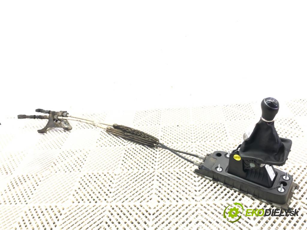 VW GOLF VII (5G1, BQ1, BE1, BE2) 2012 - 2022    1.6 TDI 85 kW [115 KM] olej napędowy 2016 - 2022  Kulisa 5Q0711049BK (Rýchlostné páky / kulisy)