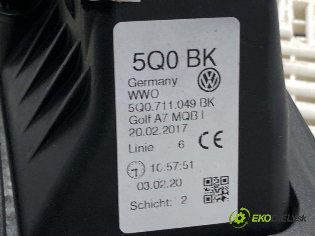 VW GOLF VII (5G1, BQ1, BE1, BE2) 2012 - 2022    1.6 TDI 85 kW [115 KM] olej napędowy 2016 - 2022  Kulisa 5Q0711049BK (Rýchlostné páky / kulisy)