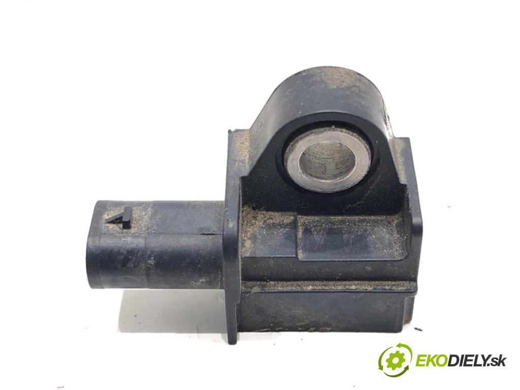 VW GOLF VII (5G1, BQ1, BE1, BE2) 2012 - 2022    1.6 TDI 85 kW [115 KM] olej napędowy 2016 - 2022  Snímač nárazu 5Q0959651B (Snímače nárazu)