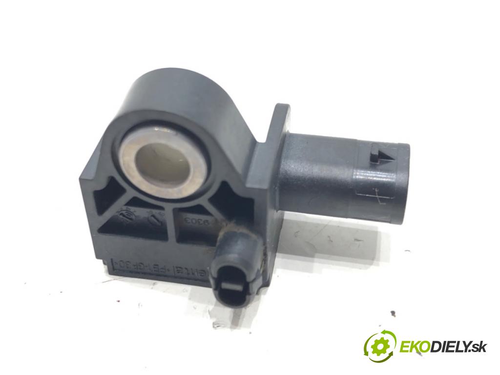 VW GOLF VII (5G1, BQ1, BE1, BE2) 2012 - 2022    1.6 TDI 85 kW [115 KM] olej napędowy 2016 - 2022  Snímač nárazu 5Q0959651B (Snímače nárazu)