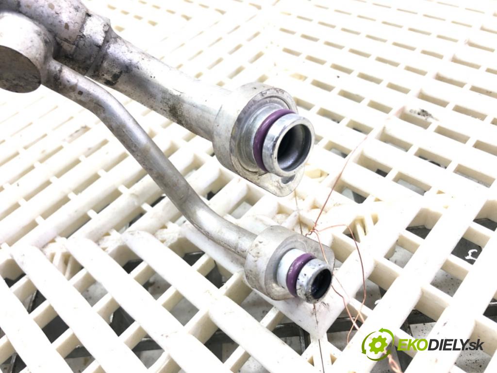 VW GOLF VII (5G1, BQ1, BE1, BE2) 2012 - 2022    1.6 TDI 85 kW [115 KM] olej napędowy 2016 - 2022  rúrka klimatizácie 5WB816738C (Rúrky klimatizácie)