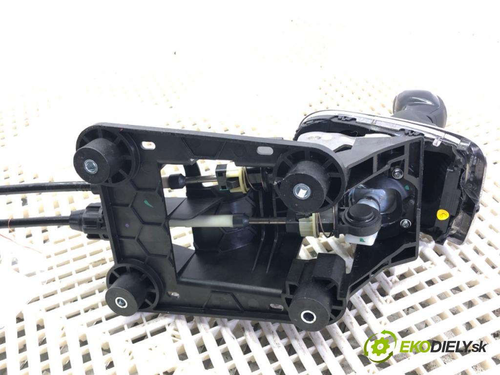 CITROEN C4 CACTUS 2014 - 2022    1.2 THP 110 81 kW [110 KM] benzyna 2014 - 2022  Kulisa 9808161780 (Rýchlostné páky / kulisy)