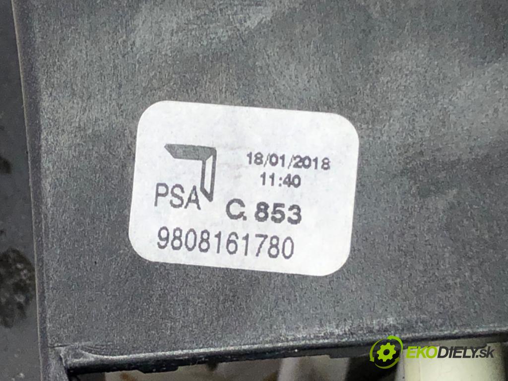 CITROEN C4 CACTUS 2014 - 2022    1.2 THP 110 81 kW [110 KM] benzyna 2014 - 2022  Kulisa 9808161780 (Rýchlostné páky / kulisy)