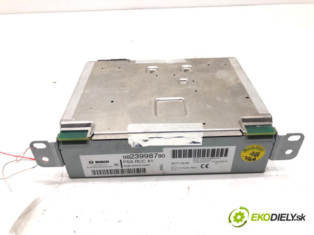 CITROEN C4 CACTUS 2014 - 2022    1.2 THP 110 81 kW [110 KM] benzyna 2014 - 2022  RADIO 9823998780 (Audio zariadenia)