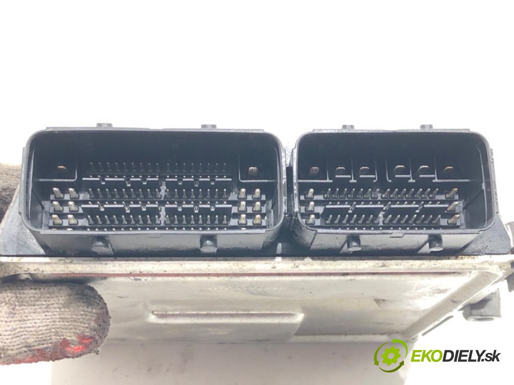 CITROEN C4 CACTUS 2014 - 2022    1.2 THP 110 81 kW [110 KM] benzyna 2014 - 2022  riadiaca jednotka Motor 9819269980 (Riadiace jednotky)